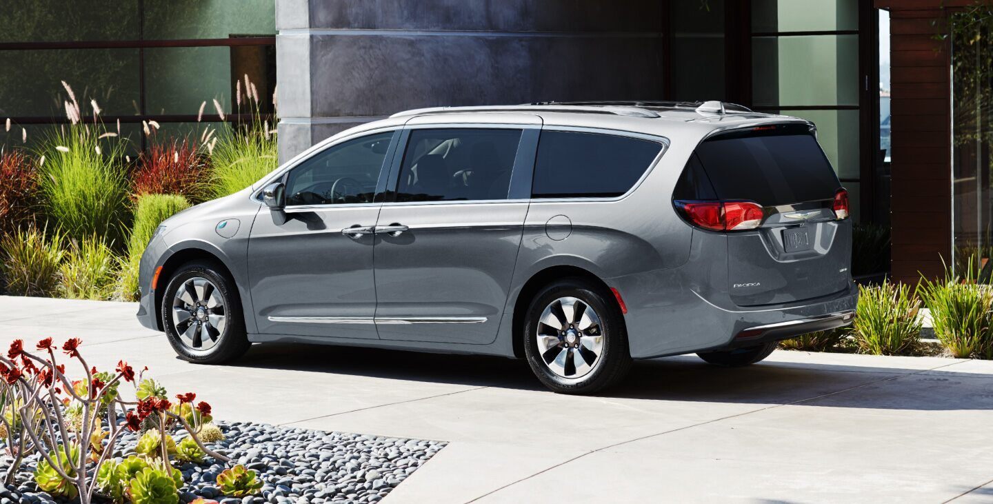 2020 Chrysler Pacifica Hybrid Gray Exterior Side View